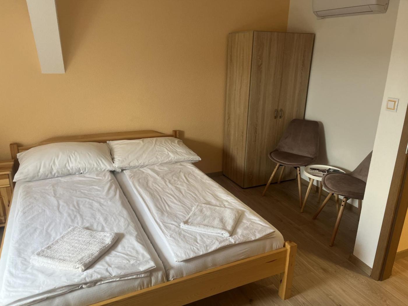 즈노이모 Vt6 House & Restaurant B&B 외부 사진