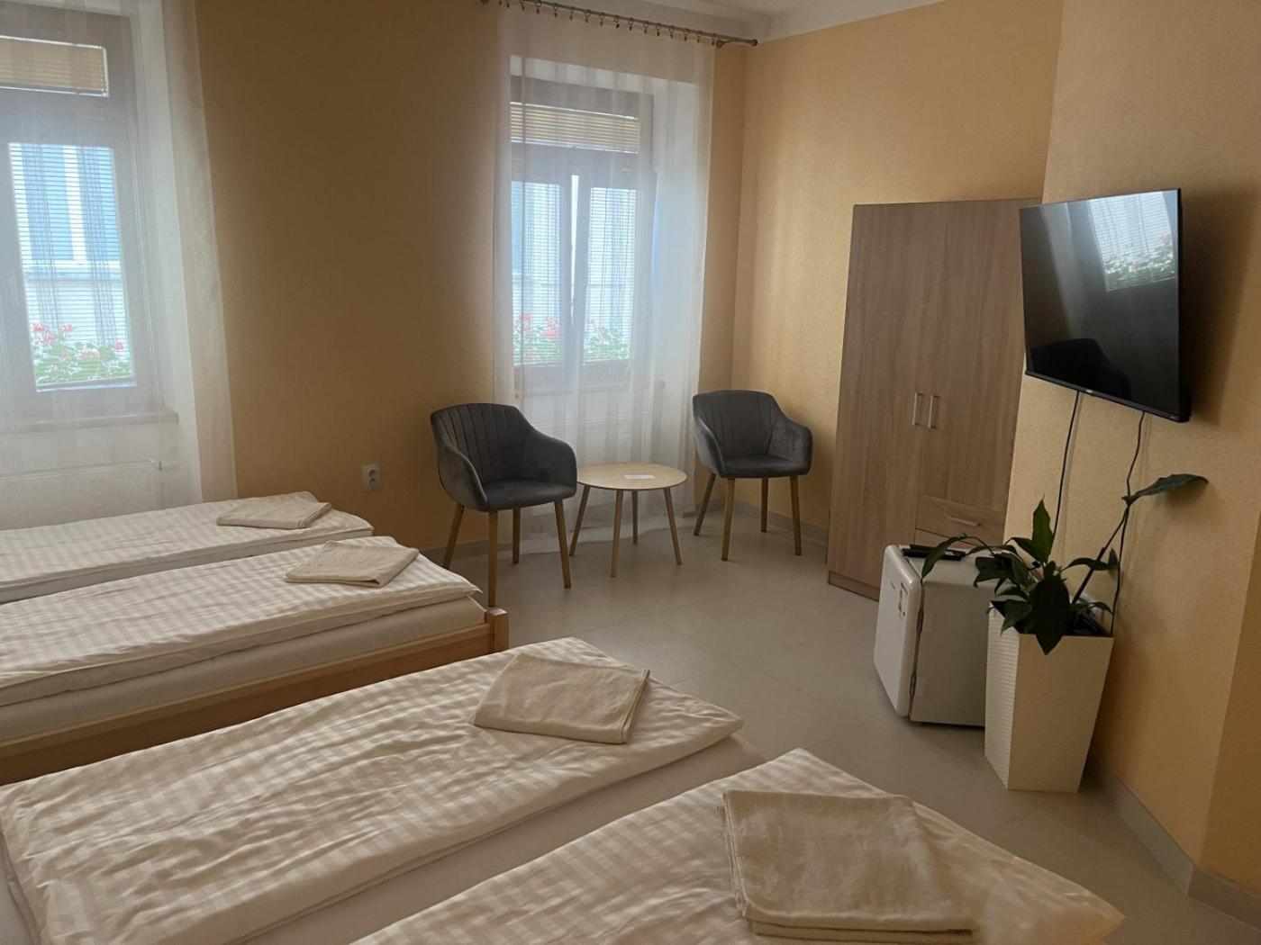 즈노이모 Vt6 House & Restaurant B&B 외부 사진